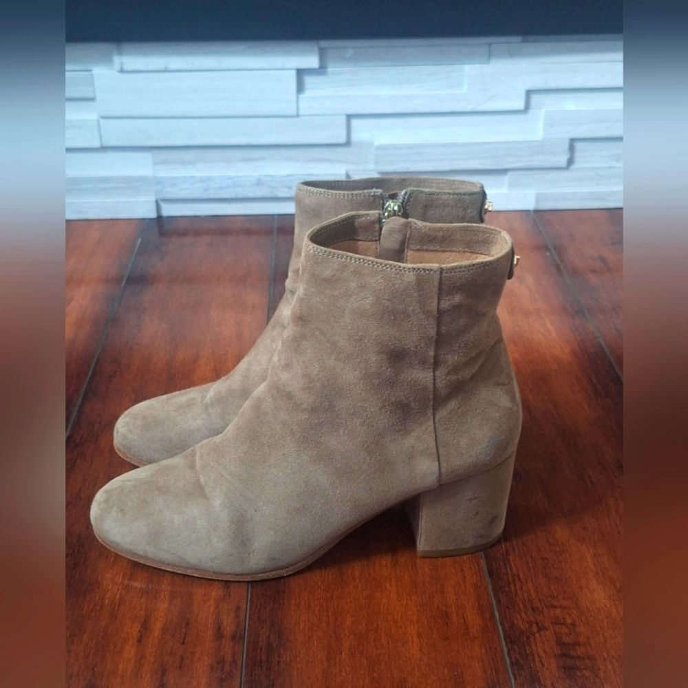 Coach Suede Tan Bonnie Ankle Boots Size 8.5